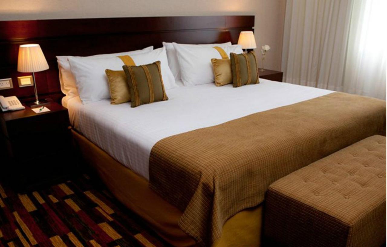 Hotel Ezeiza Airport By Ihg 4*