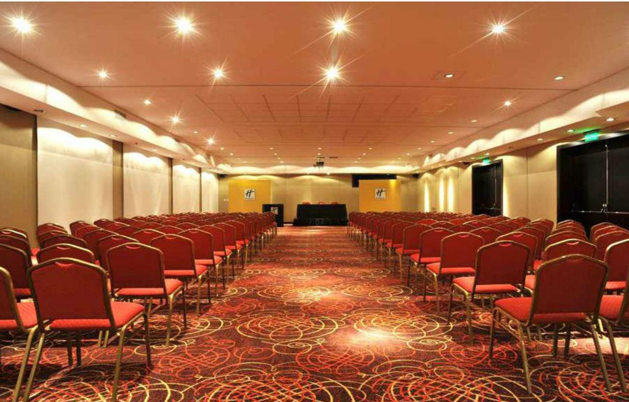 Hotel Ezeiza Airport By Ihg