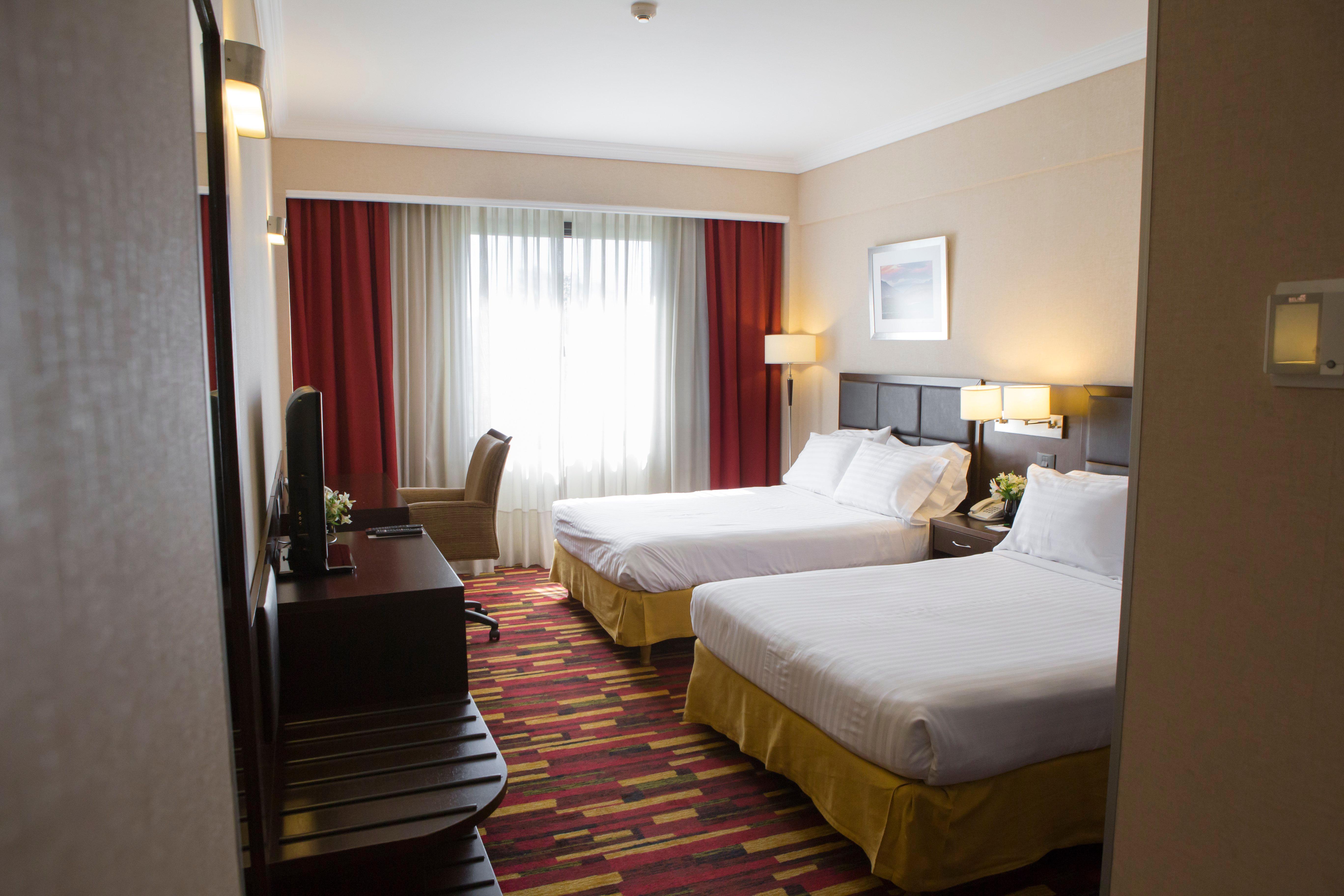 Hotel Ezeiza Airport By Ihg